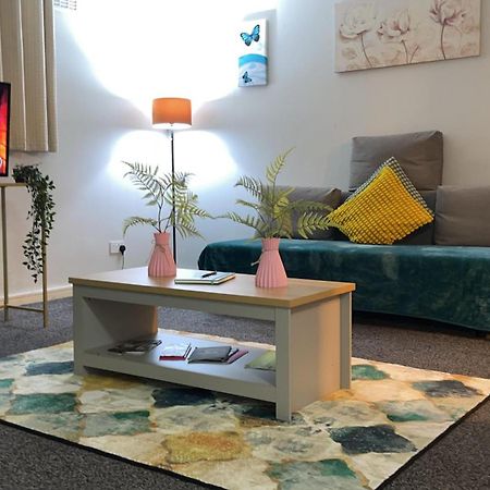 Cosy Private Two Bedroom Apartament In Kensinghton Can Fit Up To 8 Guests ロンドン エクステリア 写真