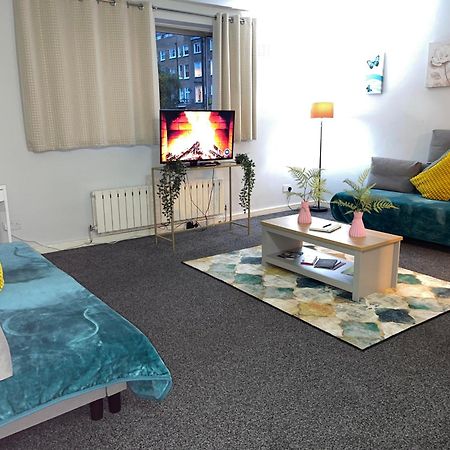 Cosy Private Two Bedroom Apartament In Kensinghton Can Fit Up To 8 Guests ロンドン エクステリア 写真