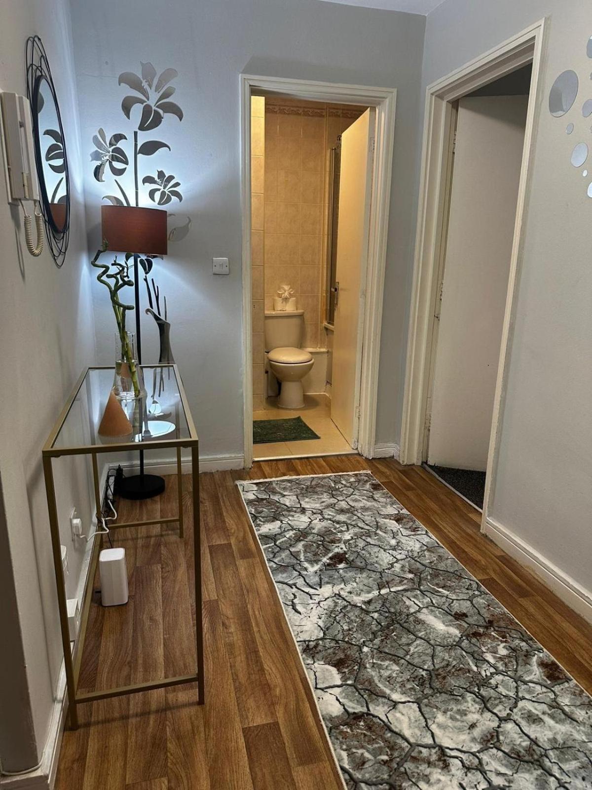 Cosy Private Two Bedroom Apartament In Kensinghton Can Fit Up To 8 Guests ロンドン エクステリア 写真