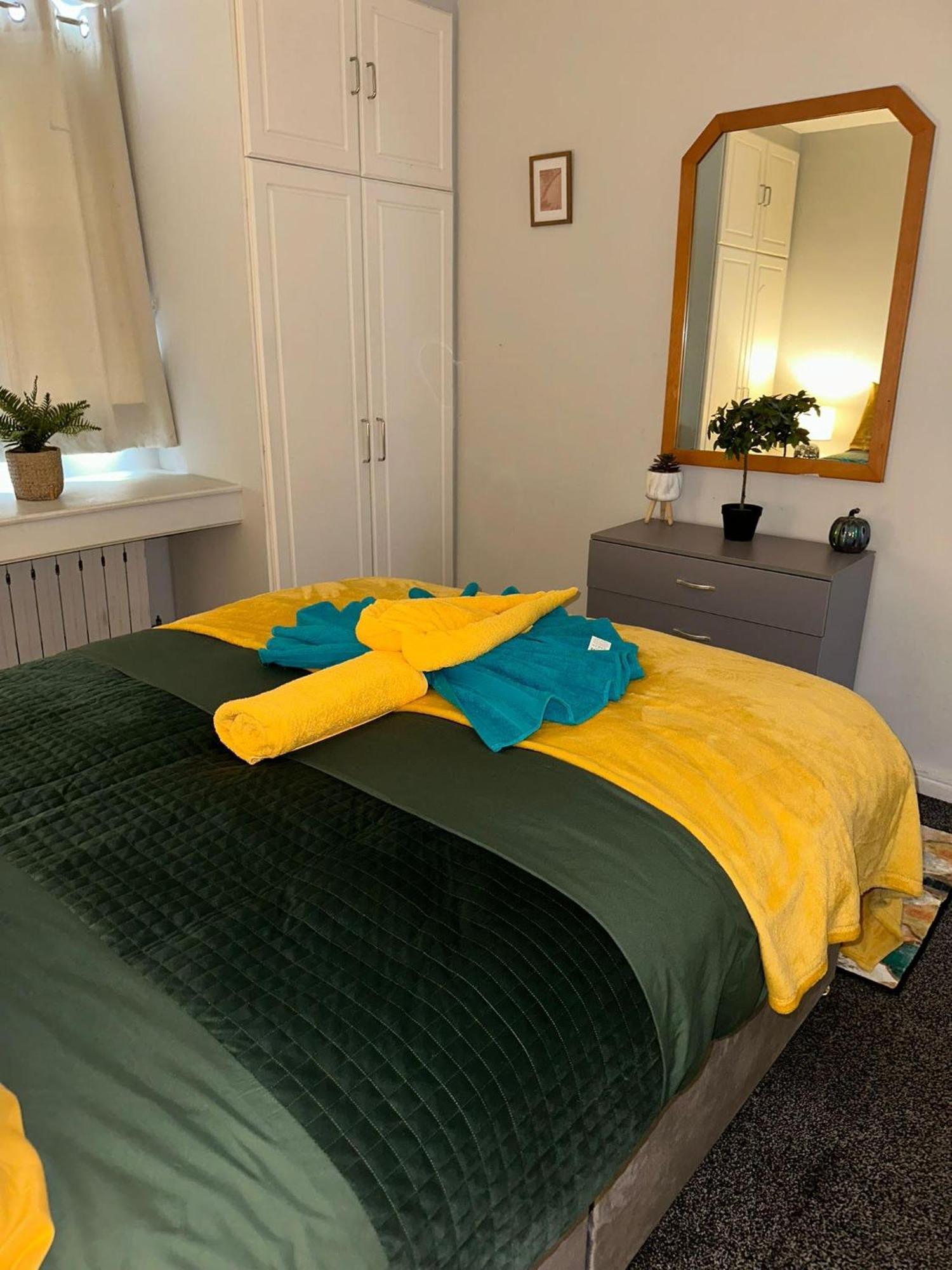 Cosy Private Two Bedroom Apartament In Kensinghton Can Fit Up To 8 Guests ロンドン エクステリア 写真