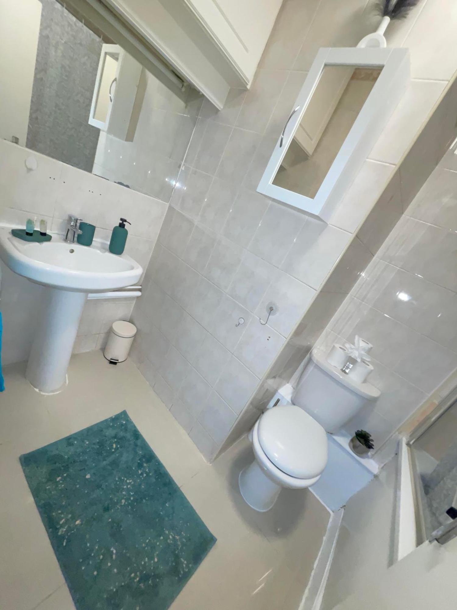 Cosy Private Two Bedroom Apartament In Kensinghton Can Fit Up To 8 Guests ロンドン エクステリア 写真
